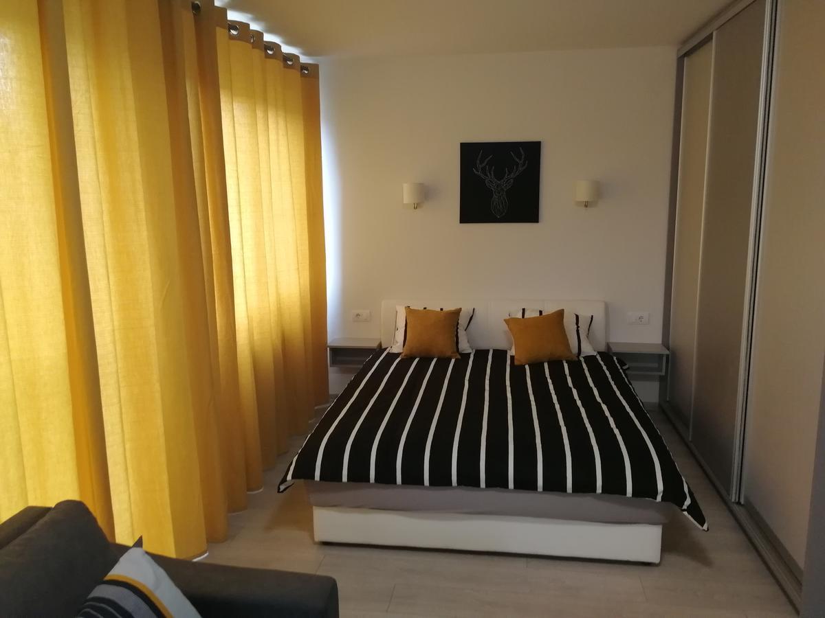 Apartment Oasis Banovo Brdo-Ada Ciganlija 베오그라드 외부 사진