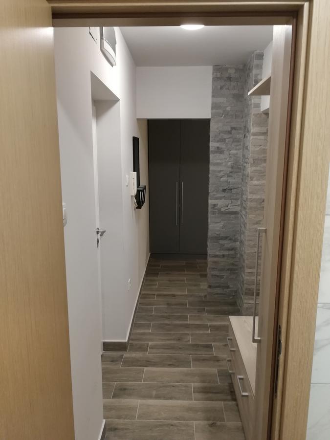 Apartment Oasis Banovo Brdo-Ada Ciganlija 베오그라드 외부 사진