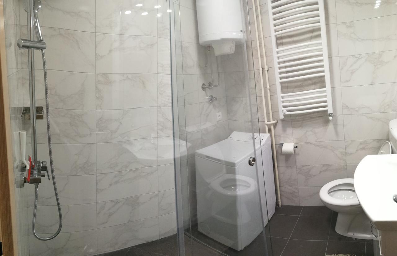 Apartment Oasis Banovo Brdo-Ada Ciganlija 베오그라드 외부 사진